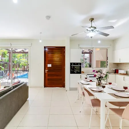 Villa Venus By Ezoria