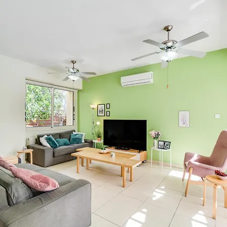 Villa Venus By Ezoria Perivolia