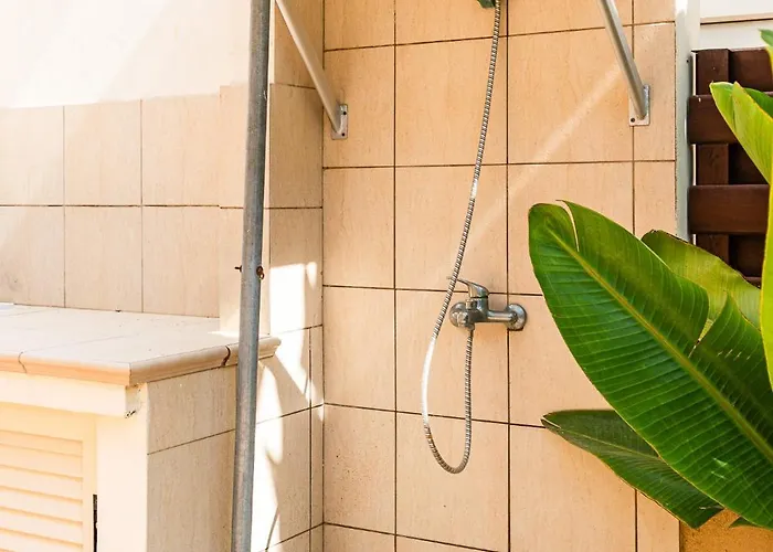 Venus By Ezoria Villa